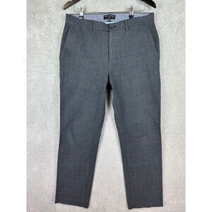 Banana Republic Aiden Fit Pants Mens 33x30 Gray Mid Rise Knit Flat Front Preppy